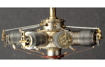 Gnome Lambda 80 hp engine with Sage wooden propeller 1/32