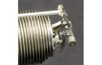 Oberursel U0 (standard) German rotary aircraft engine with Garuda wooden propeller 1/32